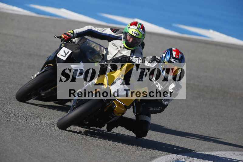 /Archiv-2024/02 29.01.-02.02.2024 Moto Center Thun Jerez/Gruppe gruen-green/251